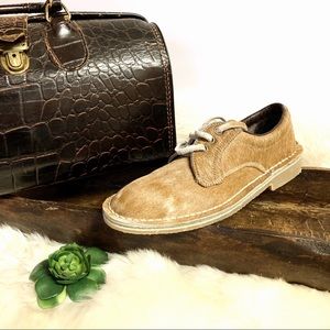 NWT Uwezo Calf Hair Desert Lace Up Oxford Shoes Sz 8